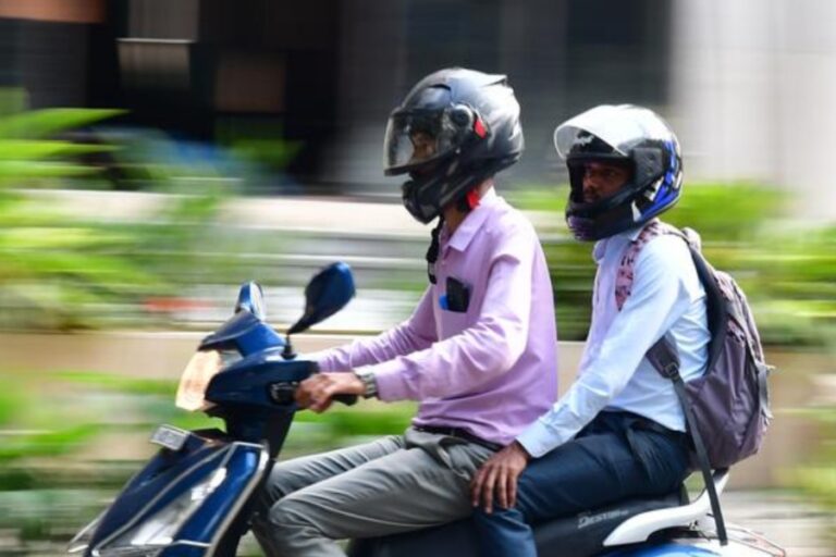Bike rules during vote: ভোটের দু’দিন আগে থেকে ১২ ঘণ্টা করে বাইক চলাচলে নিষেধাজ্ঞা কমিশনের! পিছনে বসানো নিয়েও কড়া নির্দেশ